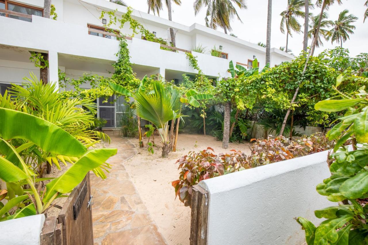Surfescape Zanzibar Appartement Kiwengwa  Buitenkant foto