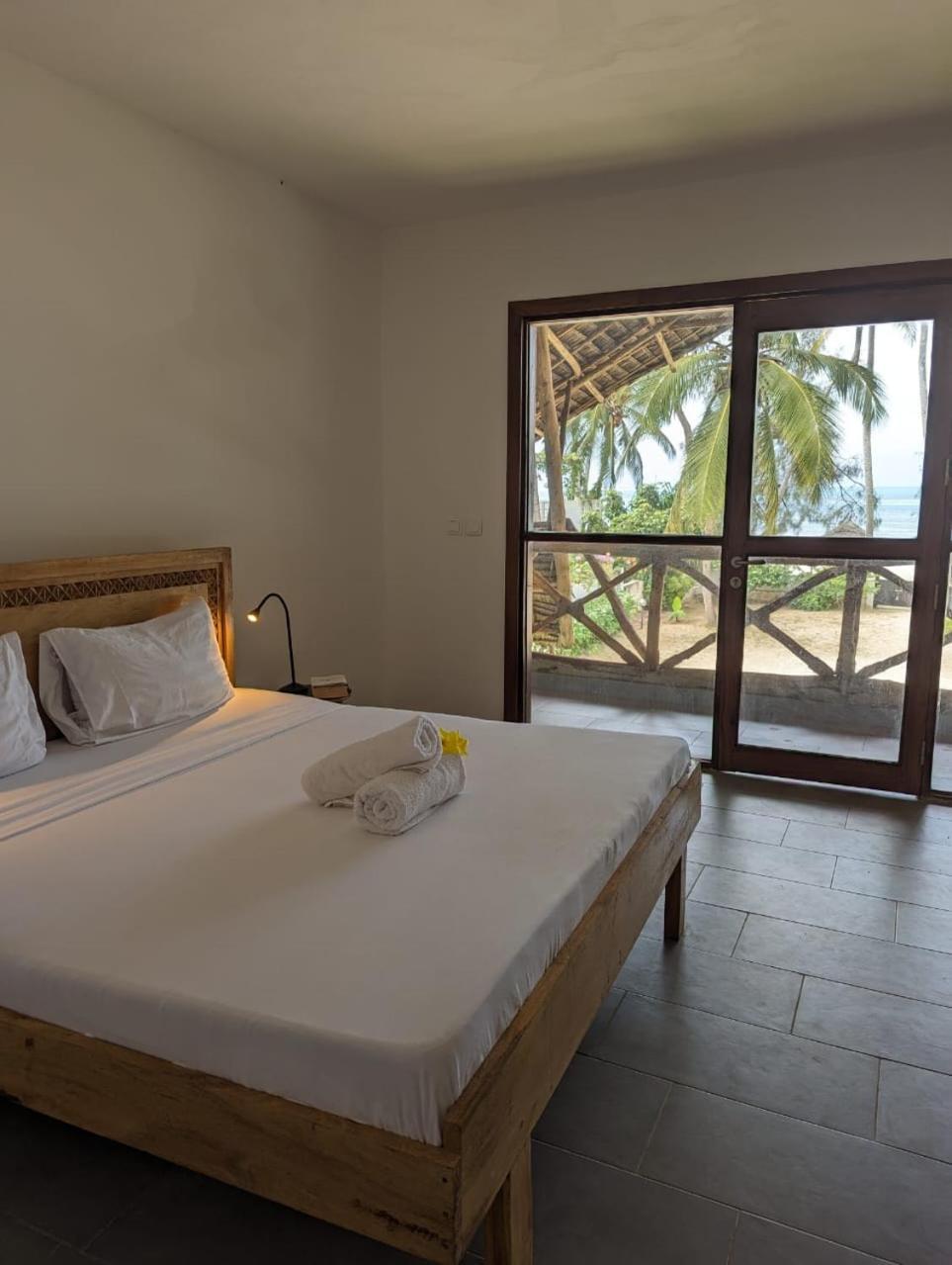 Surfescape Zanzibar Appartement Kiwengwa  Buitenkant foto